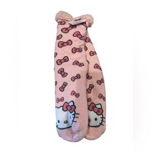Women’s Hello Kitty Light Pink Fleece Top High Socks
